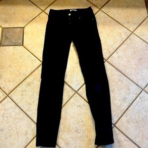 H& M black skinny pants